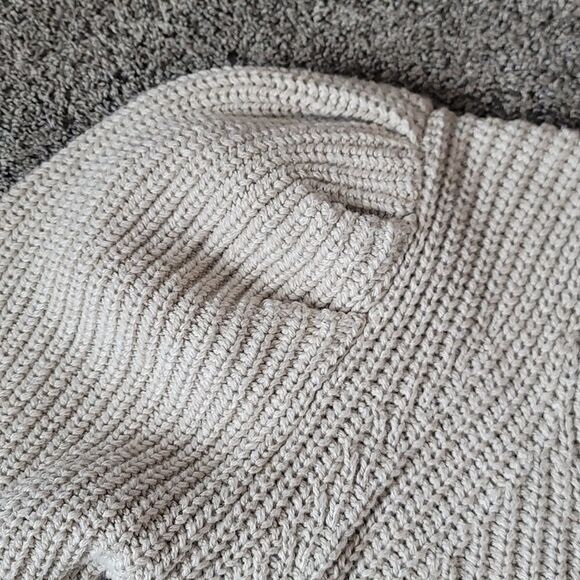 Universal Thread Cream Sweater - Picture 6 of 7